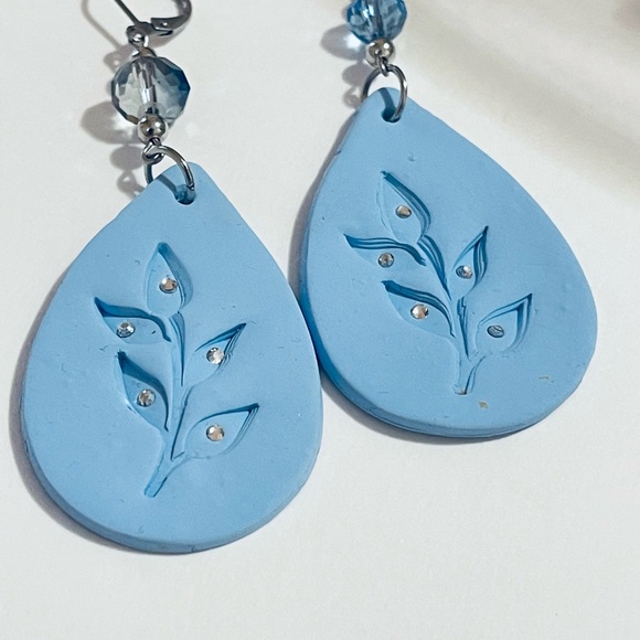 Light Blue Teardrop Leaf Dangle Earrings - Handmade Women Jewelry - Picture 5 of 5